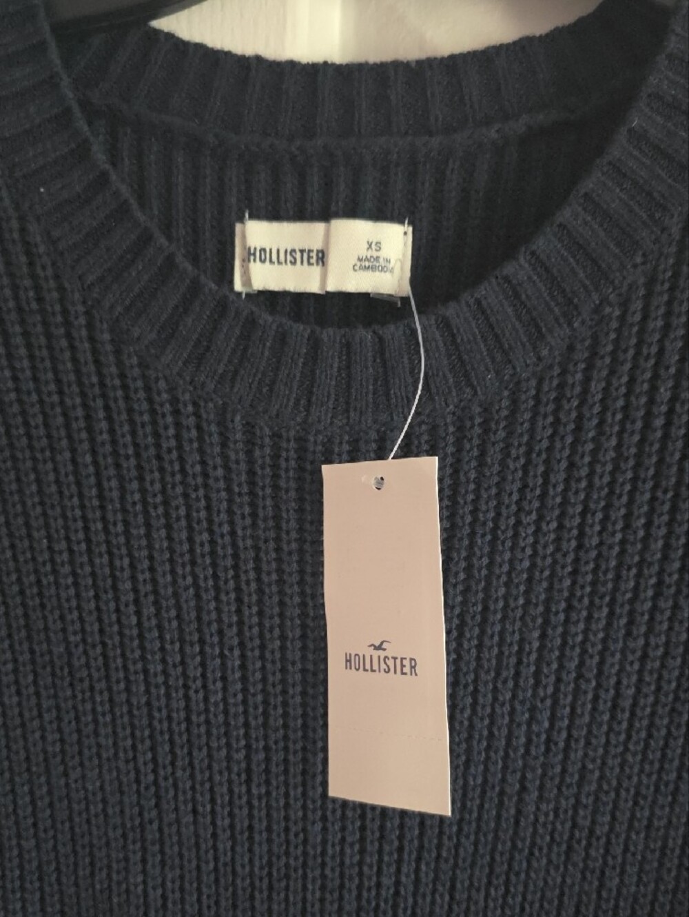 Hollister Men's Crewneck Ribbed Sweater In Navy Blue, XS, NWT. - Picture 2 of 11